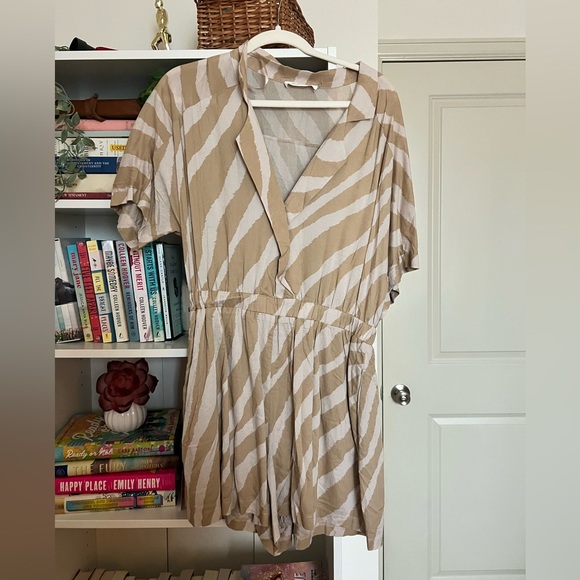 Mustard Seed Tiger print romper - Picture 1 of 2